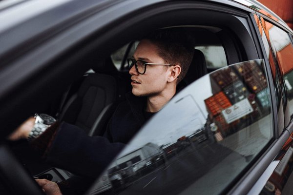 10 Astuces Efficaces pour Réduire Votre Consommation de Carburant et Économiser de l'Argent